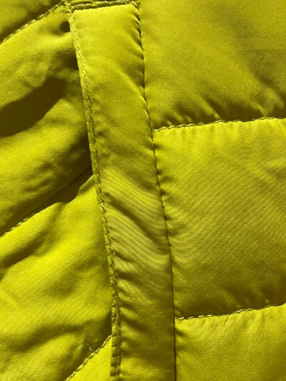 Aeropostale Girls Yellow quilted vest Size XL - Picture 4 of 6